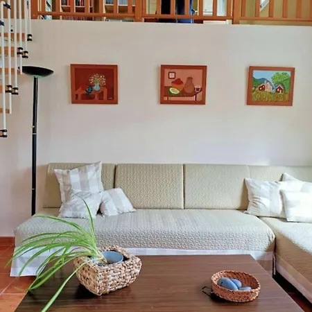 Holiday home Casa La Tosca-entorno Magico