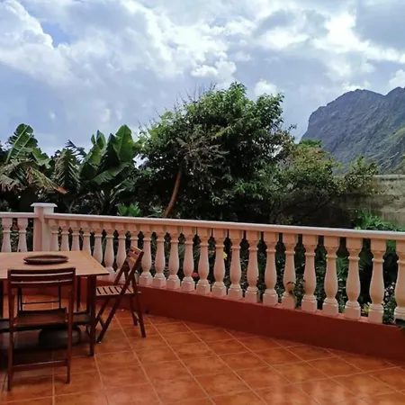 Casa La Tosca-entorno Magico Holiday home Hermigua